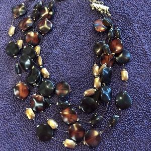 NWT Beautiful LOFT Necklace